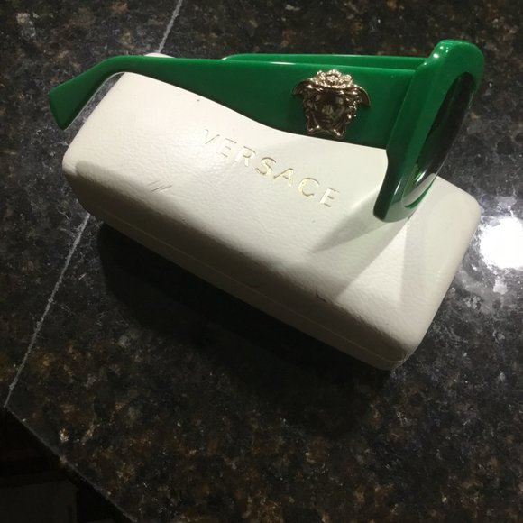 VERSACE 2015 sunglasses 4308 5172/2 green Style  2015 vintage NEW
